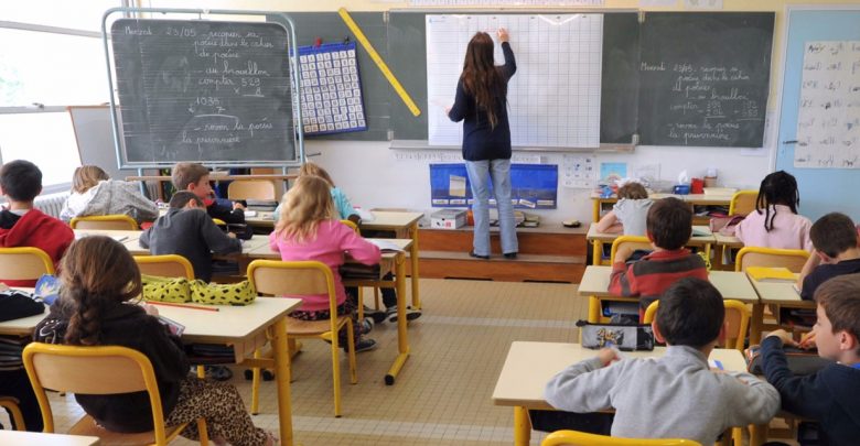 جدل اللغة الفرنسية يعود إلى الواجهة